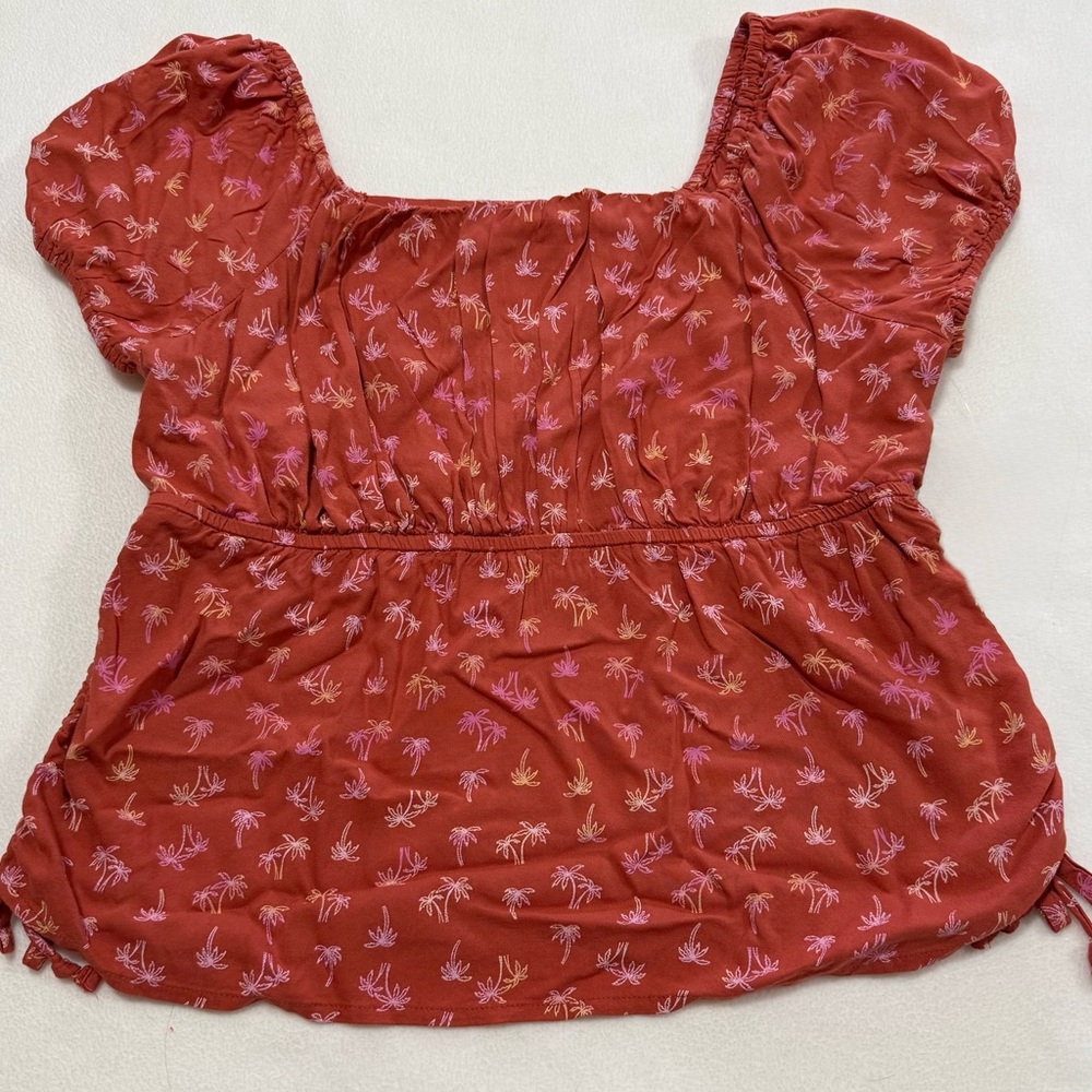 Girls Large 14.5/16.5 P (Plus) Top With Palm Tree Pattern in Burnt Red - NWT